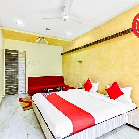 Oyo 61308 Hotel Rw International Hingoli 外观 照片