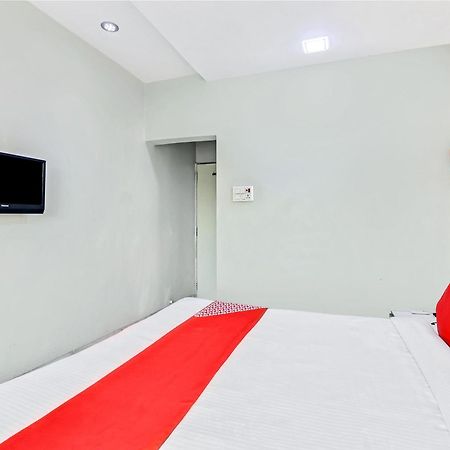 Oyo 61308 Hotel Rw International Hingoli 外观 照片
