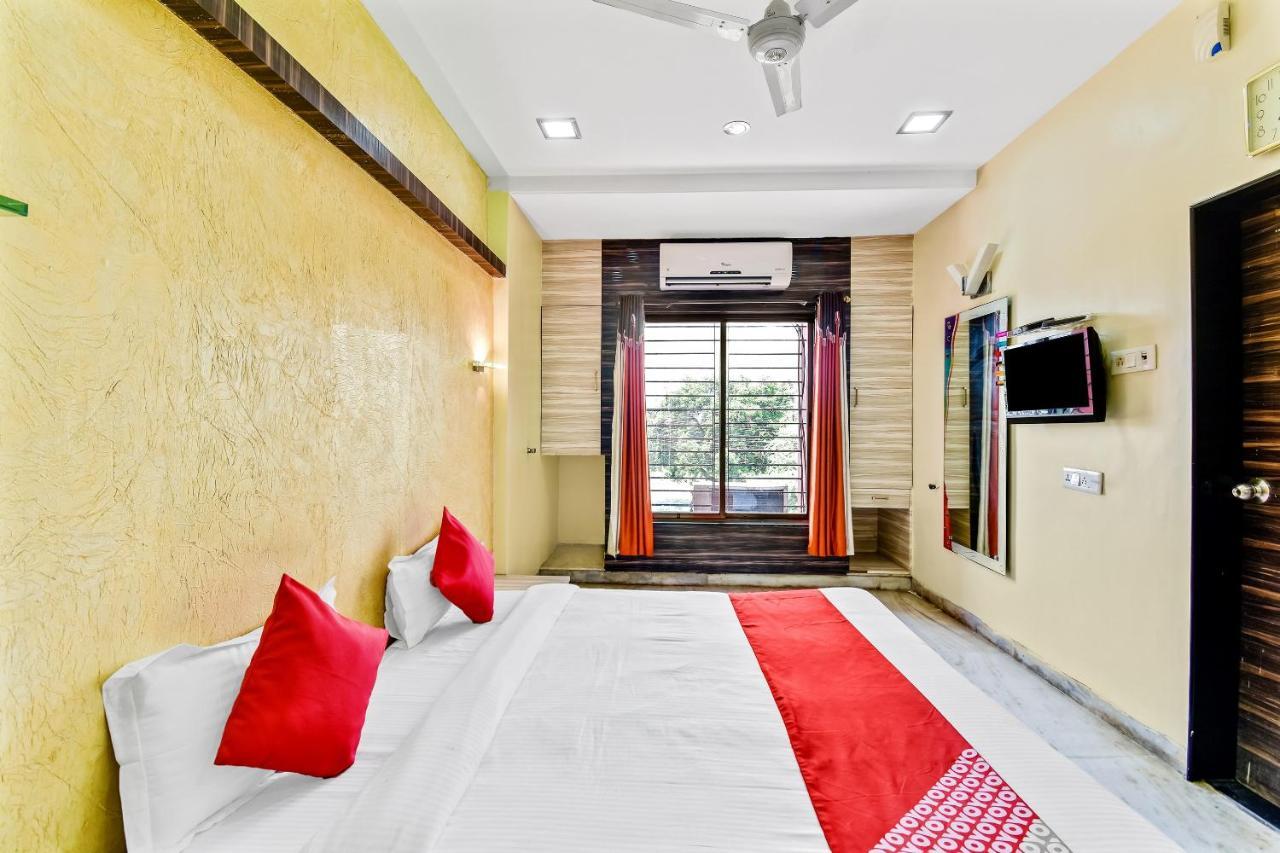 Oyo 61308 Hotel Rw International Hingoli 外观 照片