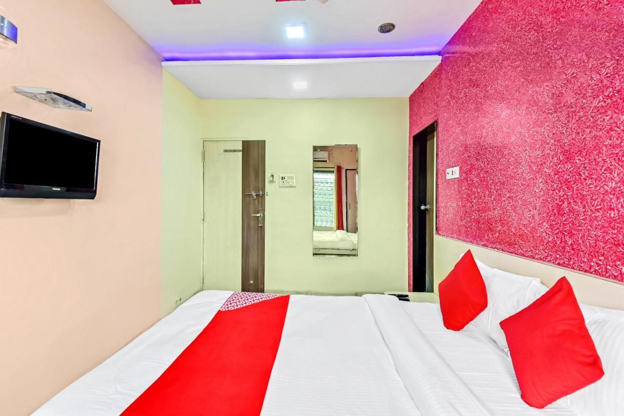 Oyo 61308 Hotel Rw International Hingoli 外观 照片