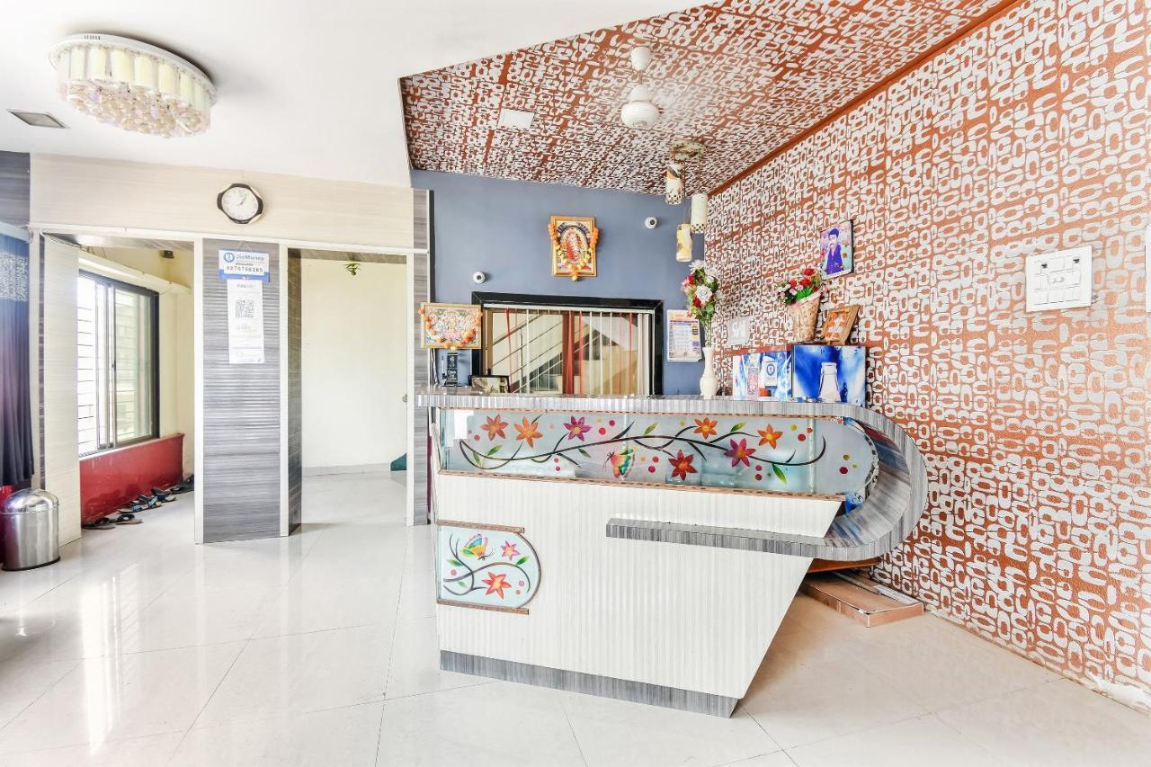 Oyo 61308 Hotel Rw International Hingoli 外观 照片