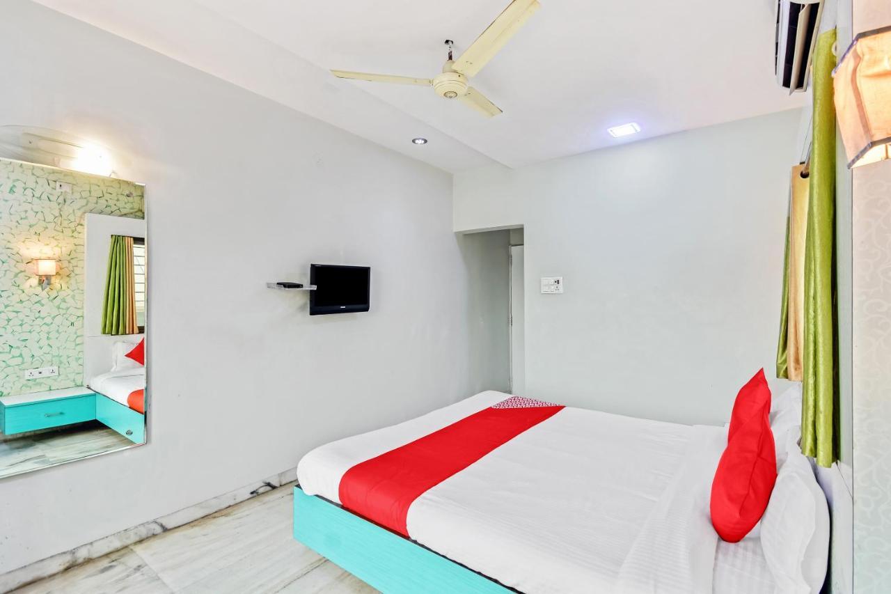 Oyo 61308 Hotel Rw International Hingoli 外观 照片